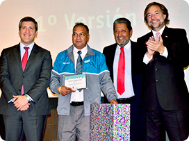 Conductor de METBUS elegido como el Mejor de Transantiago el 2013