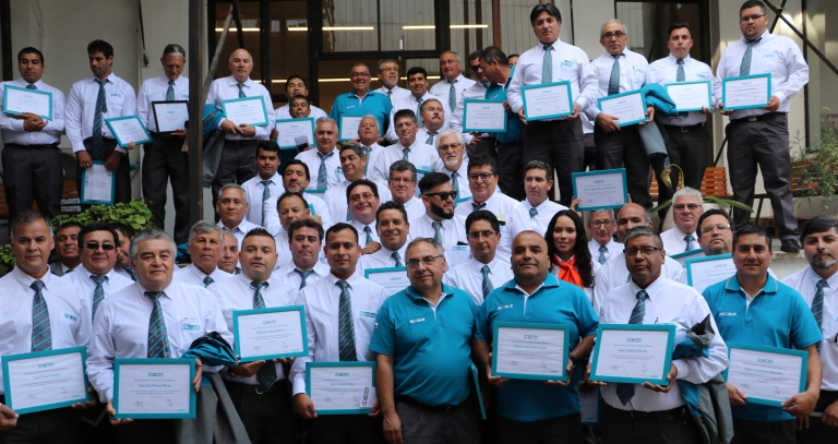 Así fue la premiación de los conductores más responsables del año en Metbus
